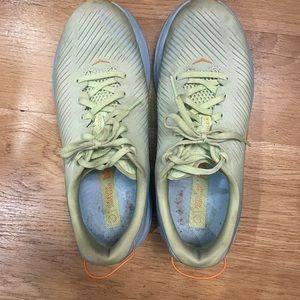 Hoka Rincon sneakers size 8 WIDE
